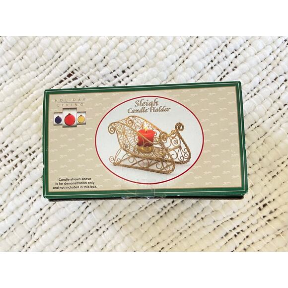 Beautiful Sleight Golden Wire Candle Holder - Picture 5 of 8